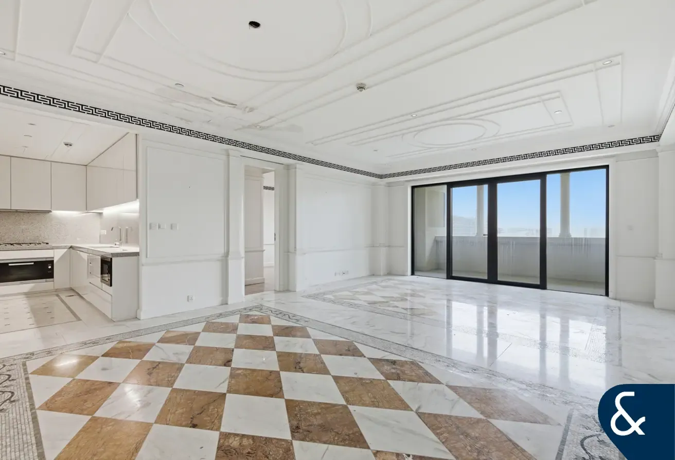 3 Bedroom Duplex | Rare | Vacant | Spacious
