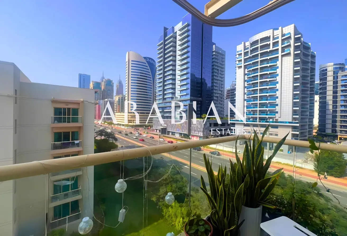 PRIME LOCATION | RENTED UNTIL AUGUST | STANDARD