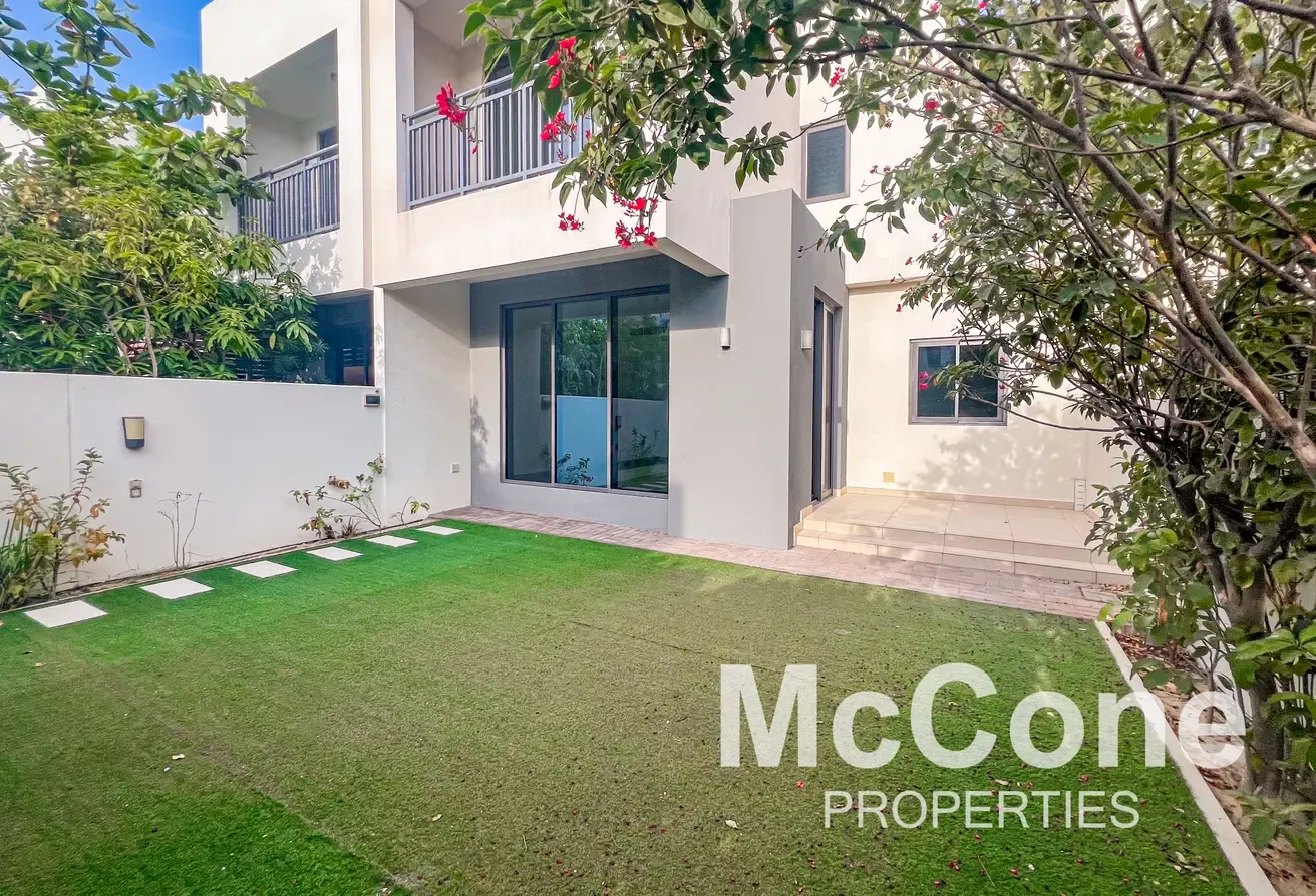 Community View | Vacant Unit | Family Size + Maids