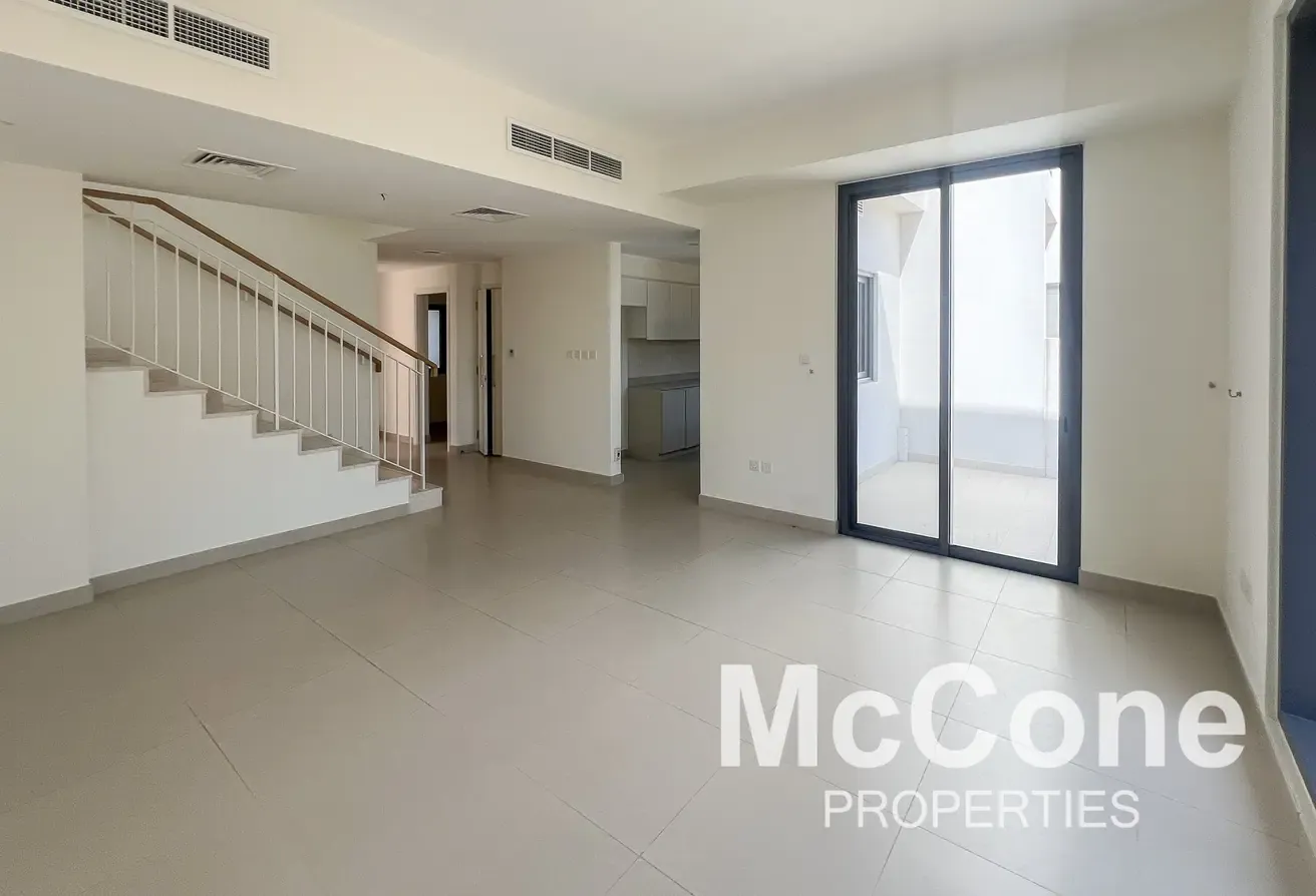 3BR+Maids | Near Amenities | Landscaped