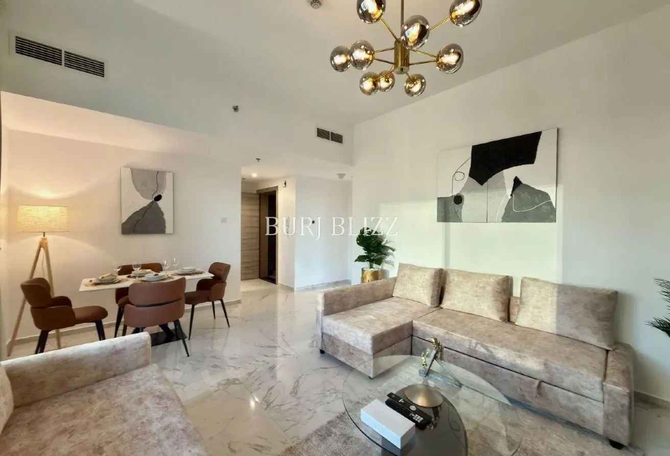 Luxurious 1BR Home | Bright and Airy | Spacious