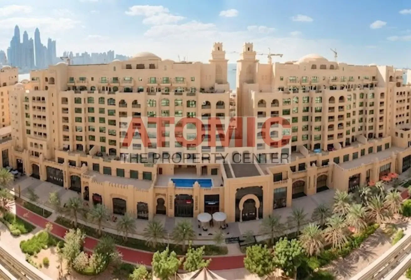 Spacious 2 bed+maid with park view for rent.