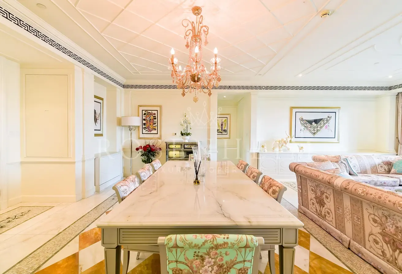 Custom Made | High Floor | Large Layout | Spacious