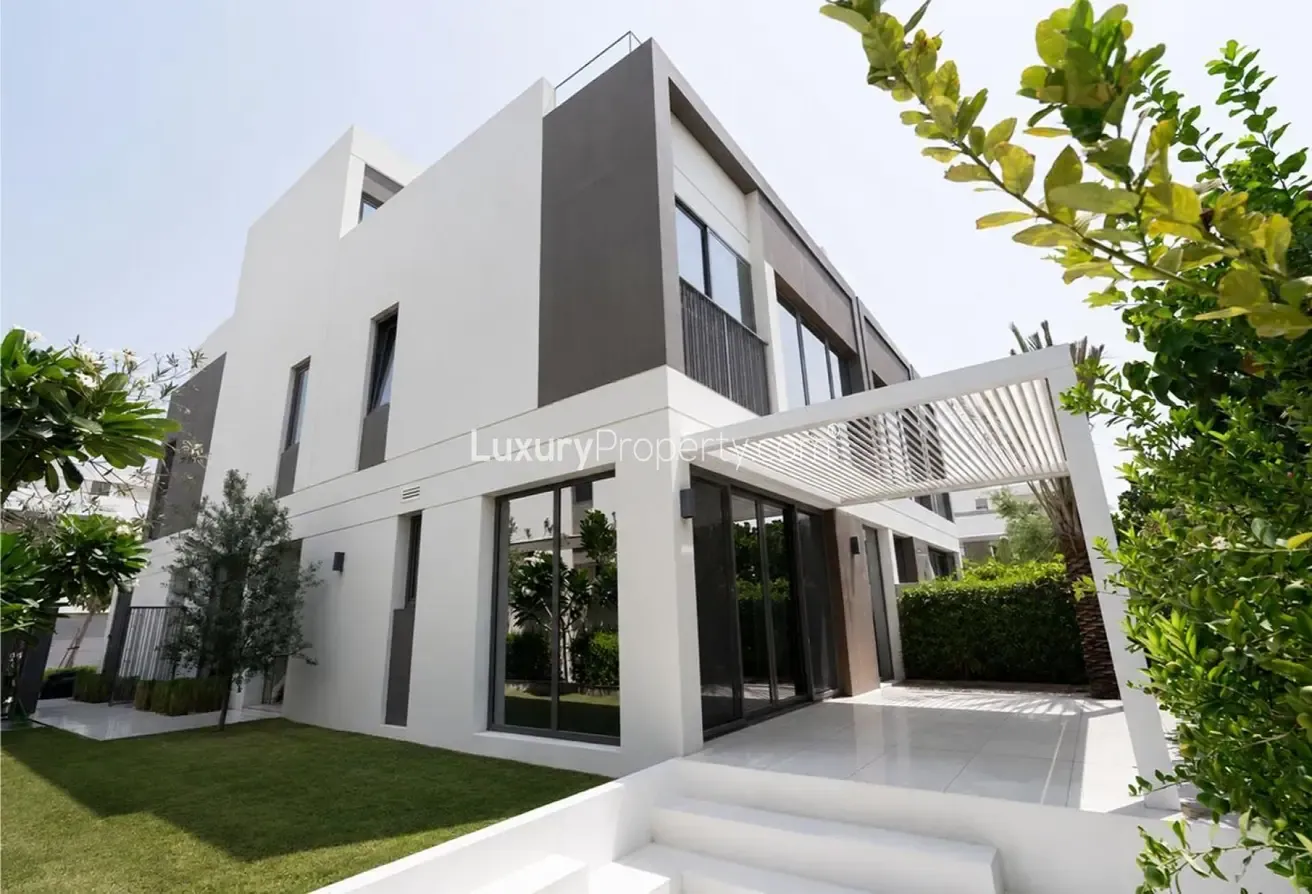 Landscaped | Extended | Close to Pool