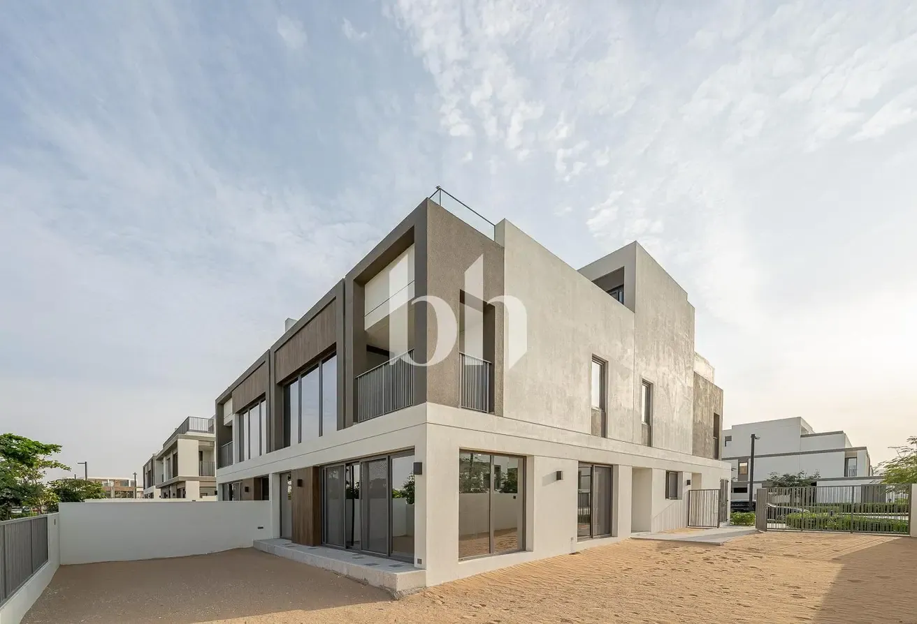 Aura Gardens | Twin Villa | Brand NEW