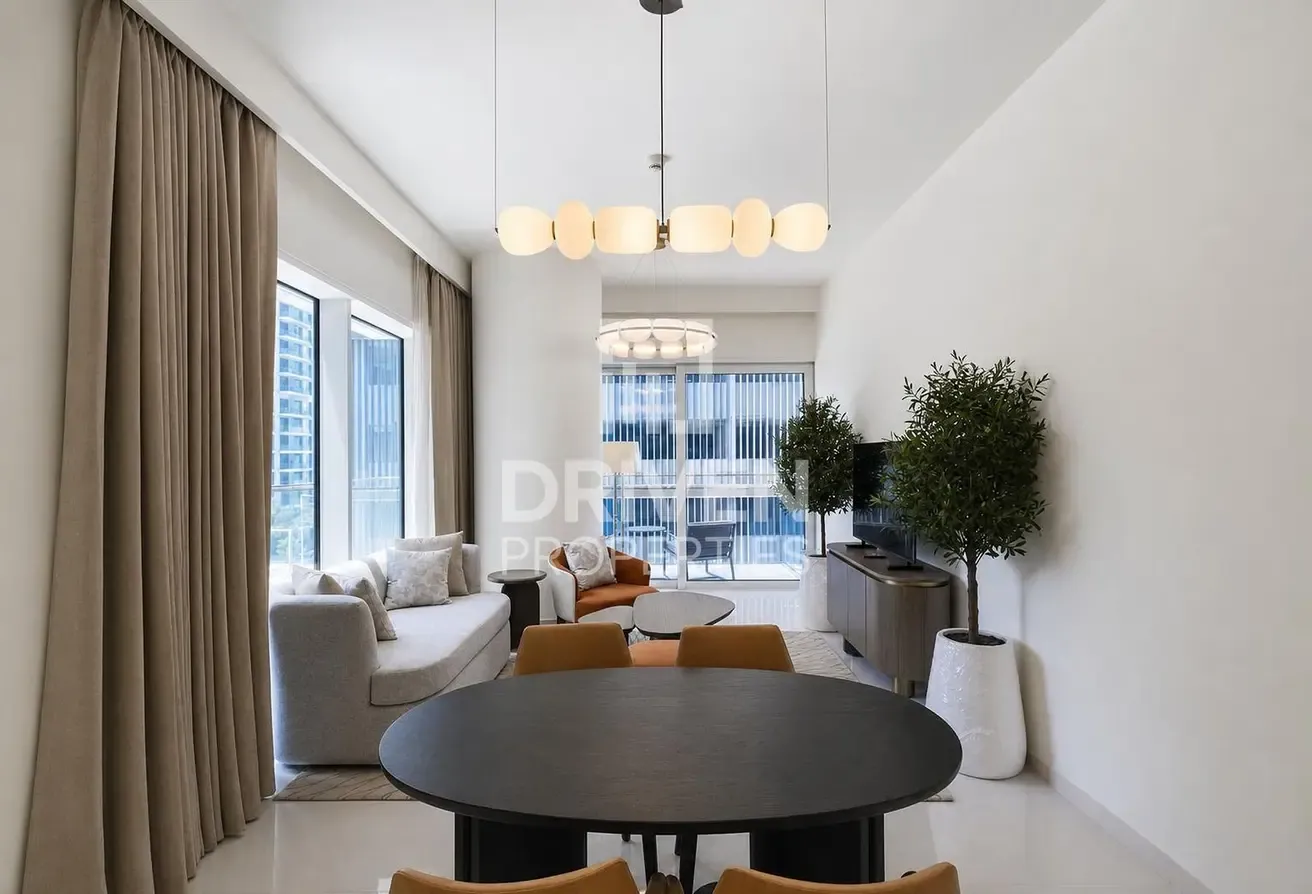 Exclusive | Never Tenanted | Corner Unit