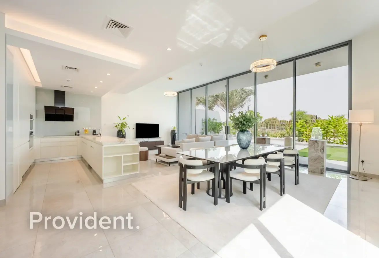 Large Plot | Fully Furnished | Ready To Move In
