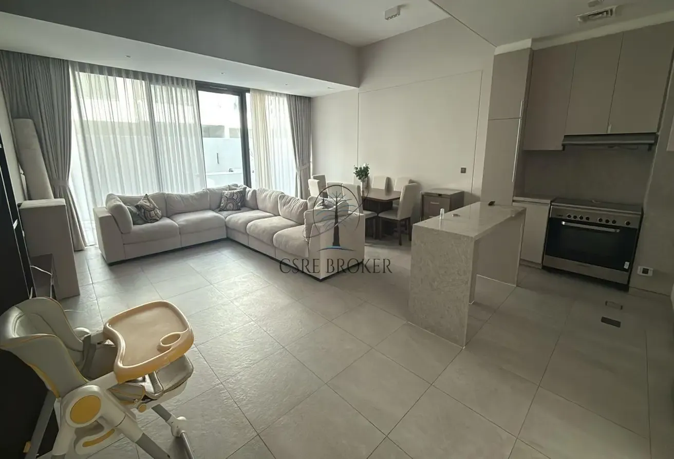 Fully Furnished 3 Bed plus Maid Vacant