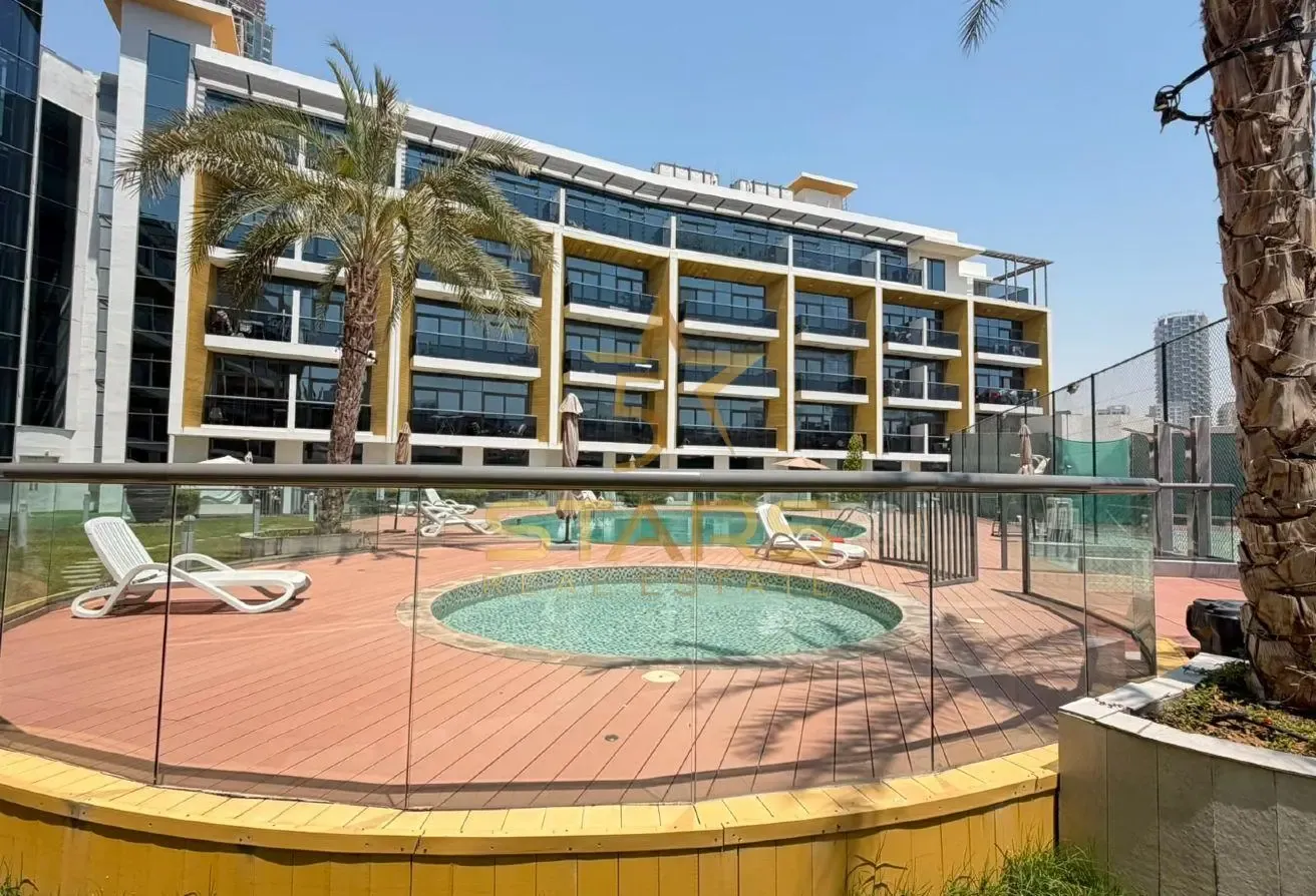 Opposite Circle Mall |Bright Studio |Ready to Move