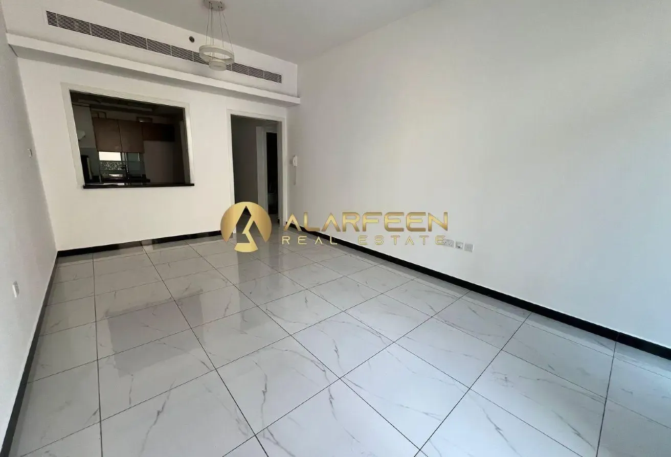 Near to Circle Mall | Higher Floor | Call Now