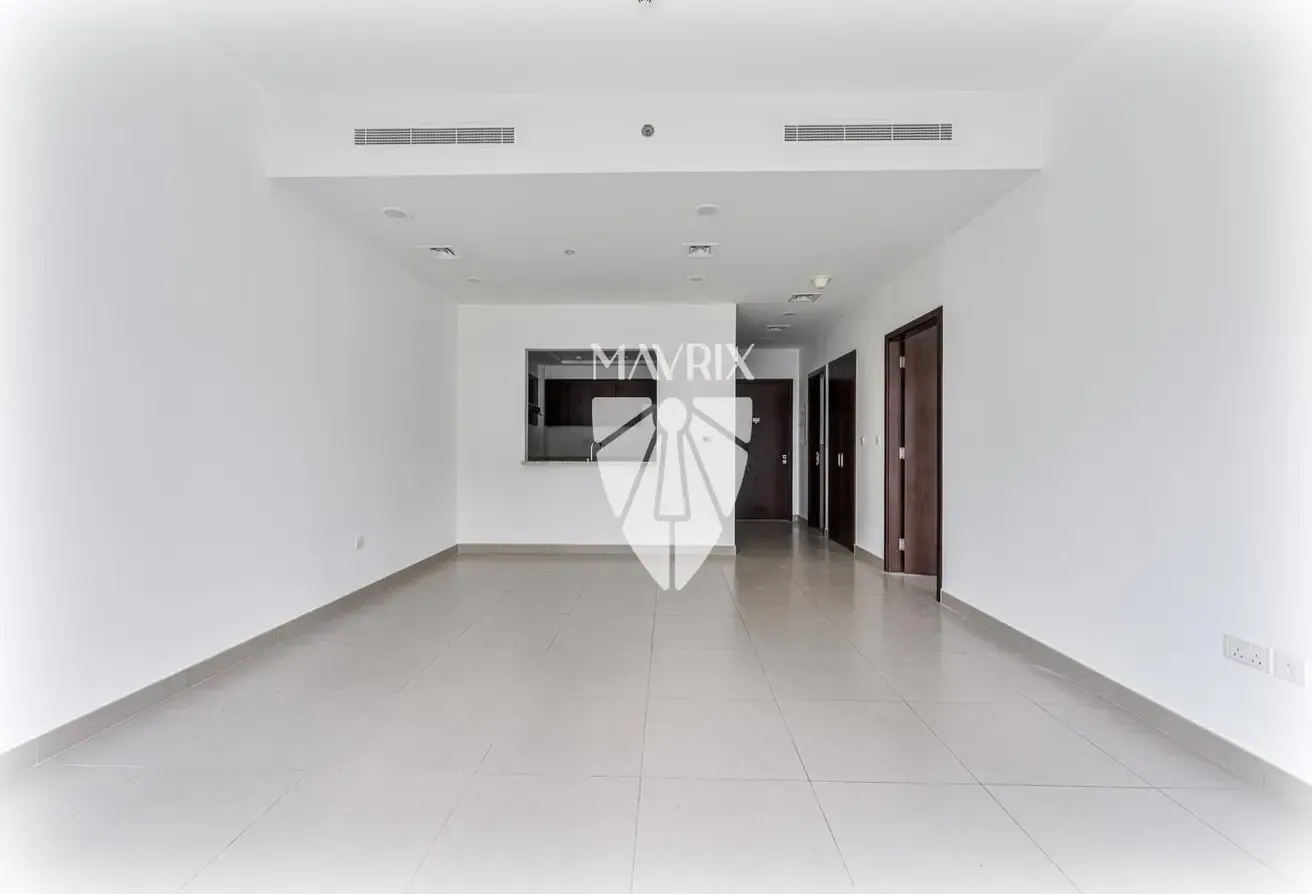 W/ Balcony | Unfurnished | Vacant | Move In Ready