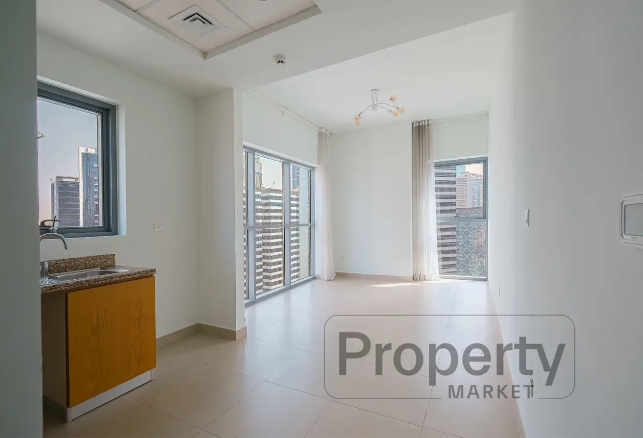 12 Payments Option | Unfurnished | Spacious