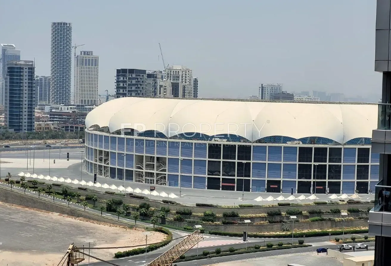 Furnished | Stadium & Canal View | Higher Floor