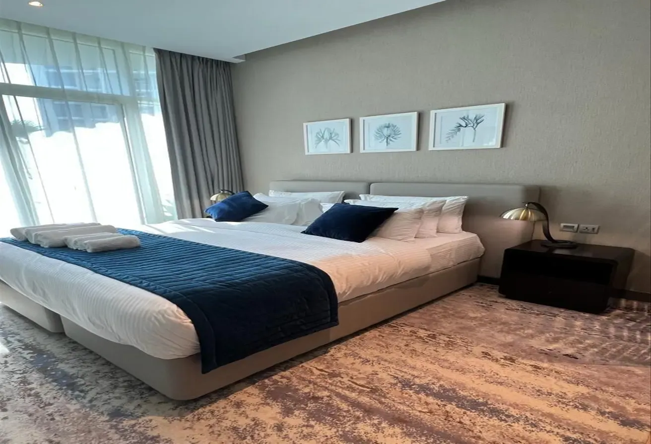 BRAND NEW APARTMENT | Highest floor