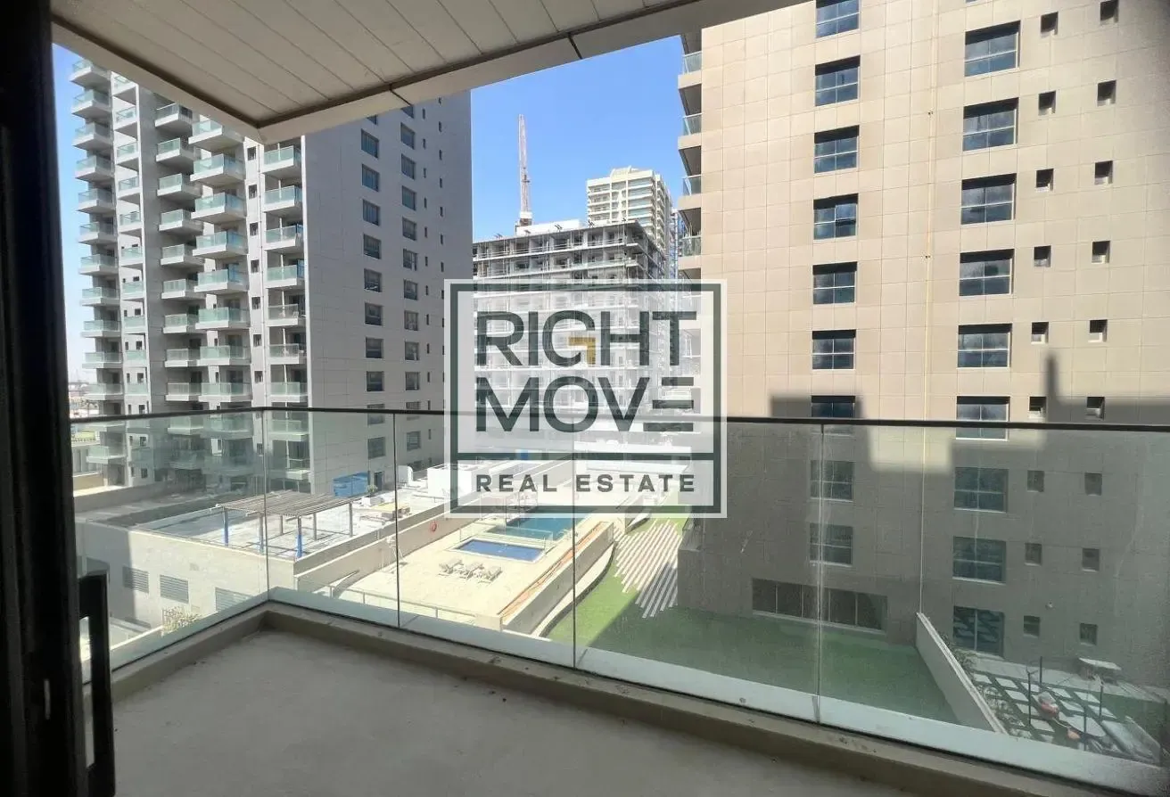 FOR RENT 1 BR | VACANT | LARGE LAYOUT |