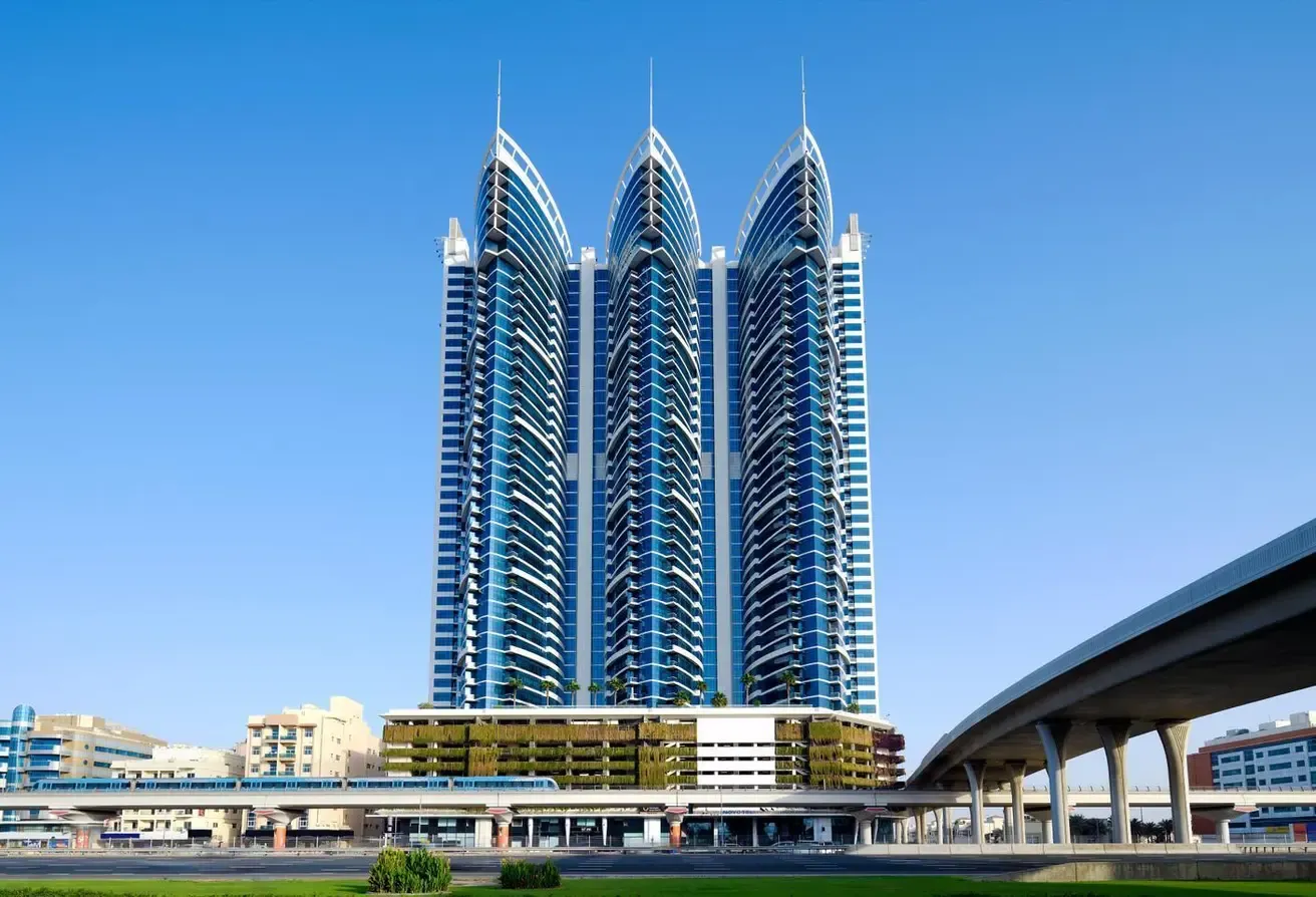 ONLY SPACIOUS 4 BEDROOM IN AL BARSHA