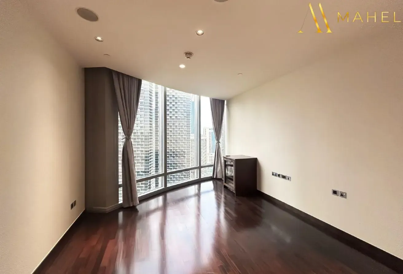 Opera View | 1 Lift | Furnished