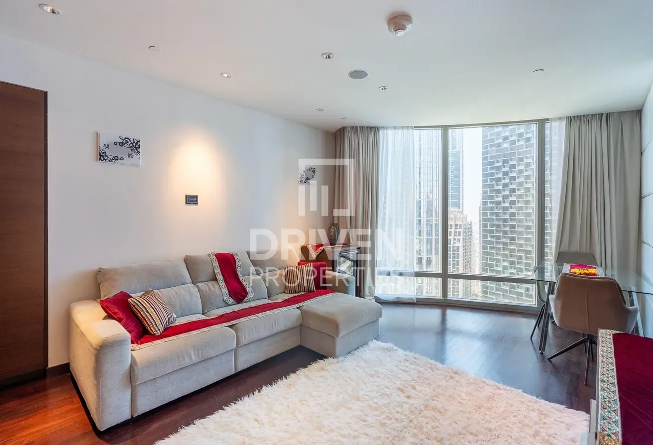 Fully Furnished | Available Now | Bright Apartment