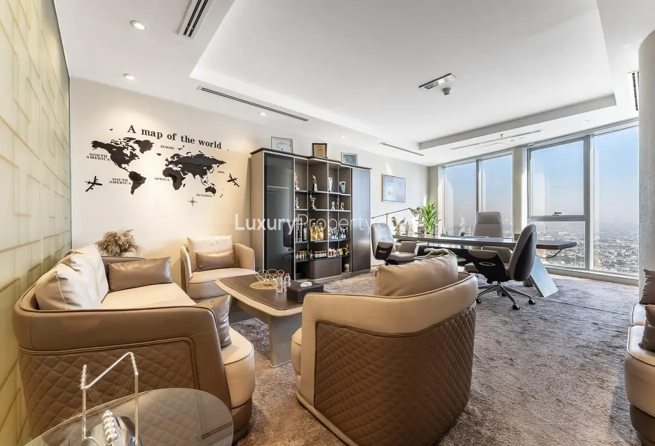 High Ceiling | Large Built Up Area | City Views