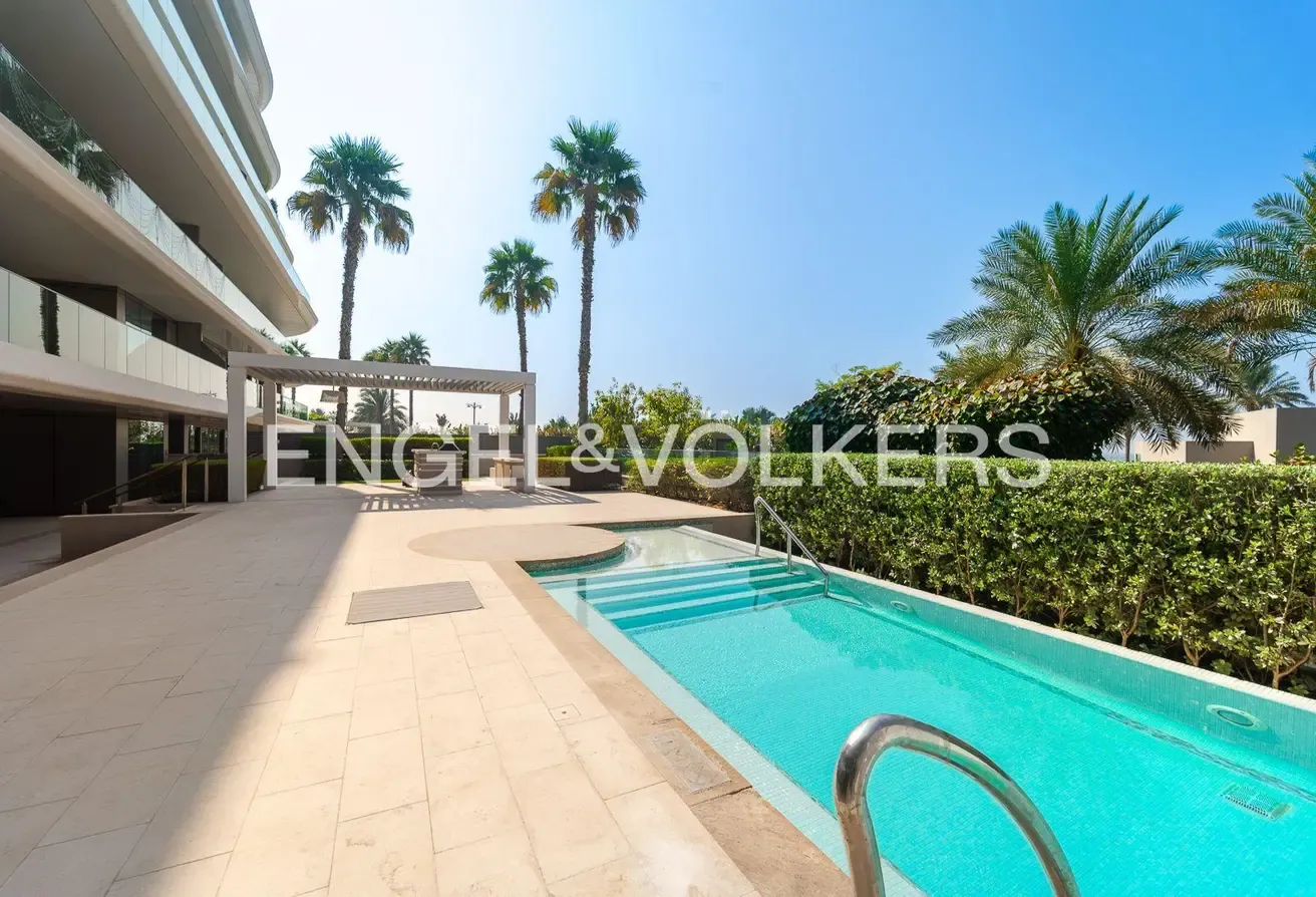 Premium Fitted Home | Elite Seaside Living