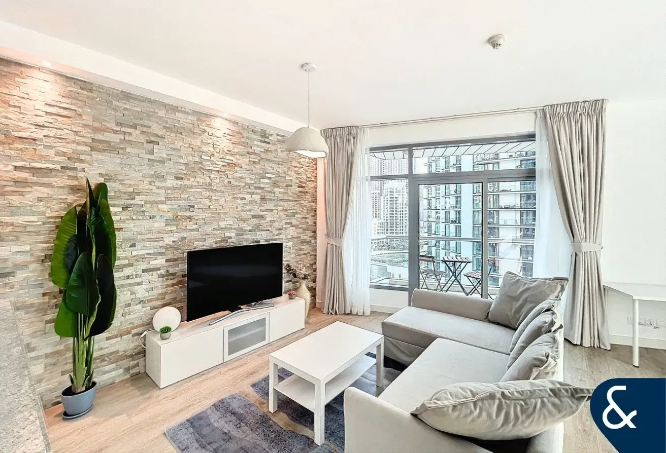 One Bedroom | Marina View | VOT