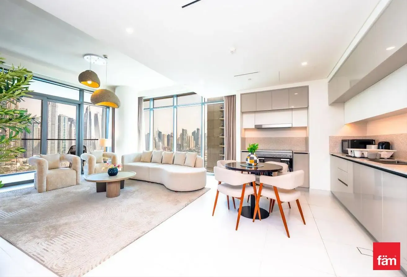 Iconic Marina Views | Spacious 3br | High Floor