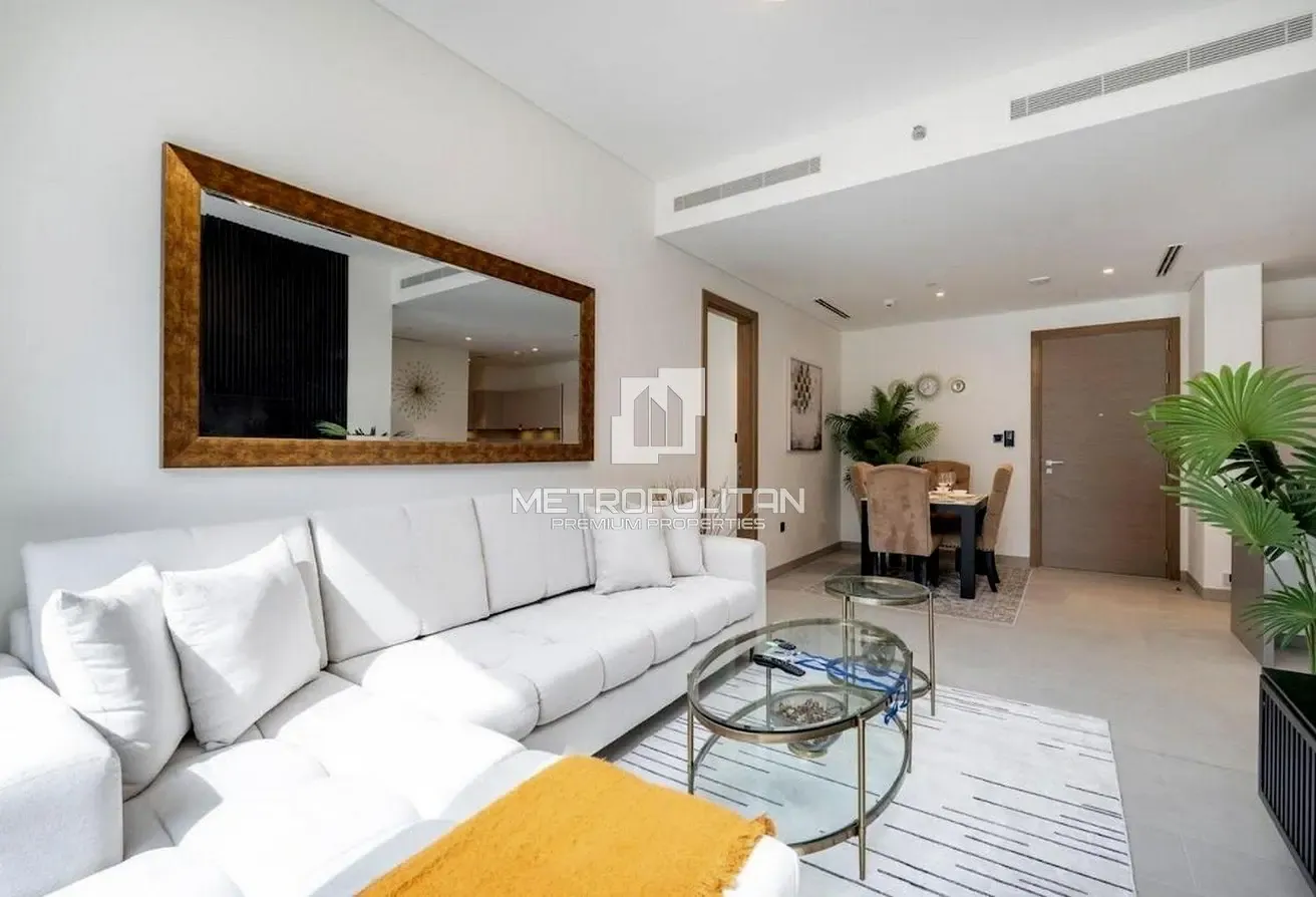 Spacious | Modern Finishes | Motivated Seller