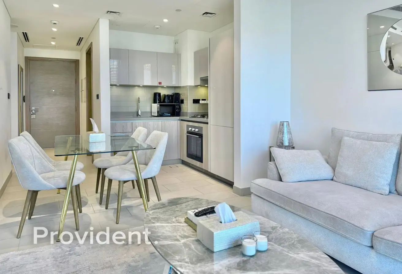 Furnished | Lagoon View | Vacant