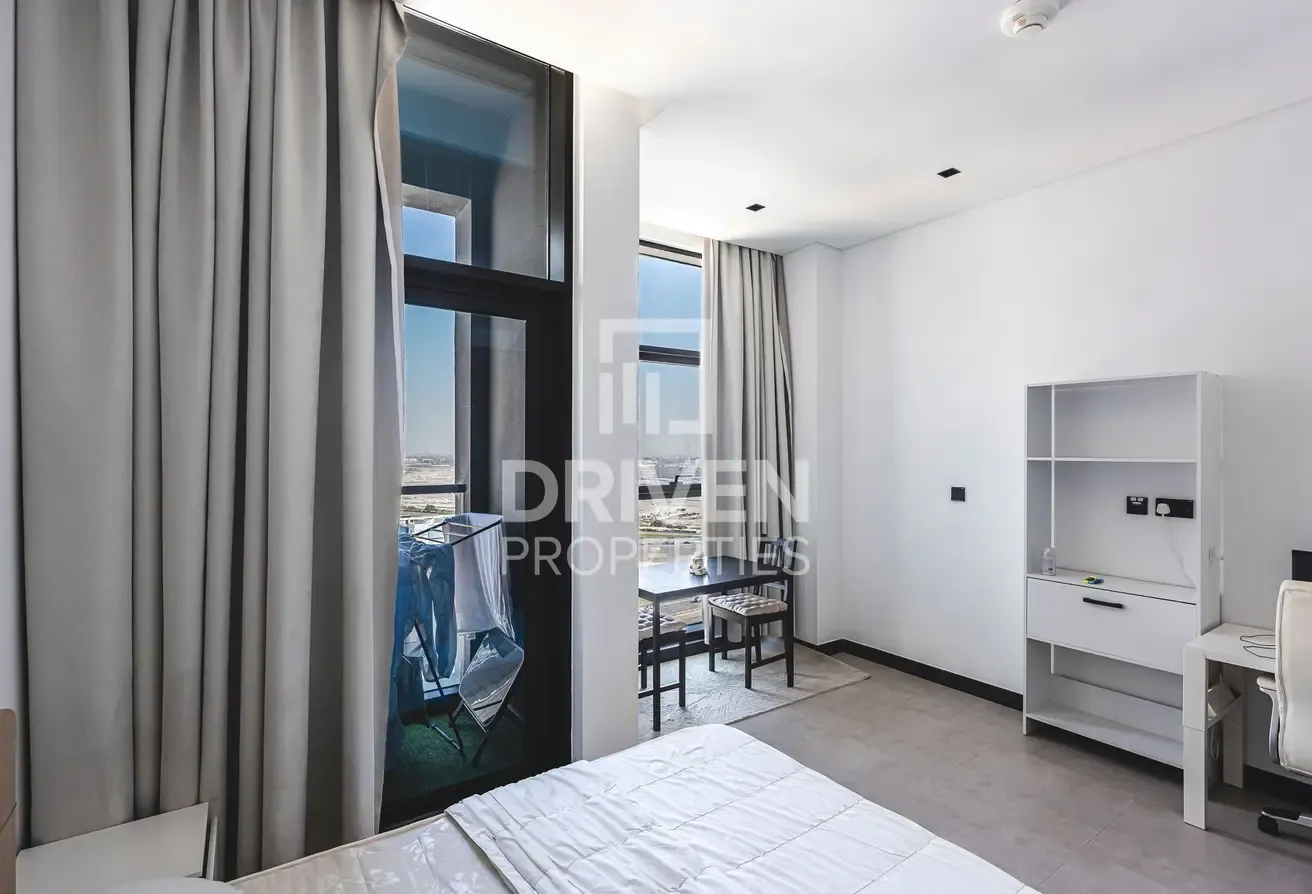 Fully Furnished | Premium | Infinity Pool | Modern