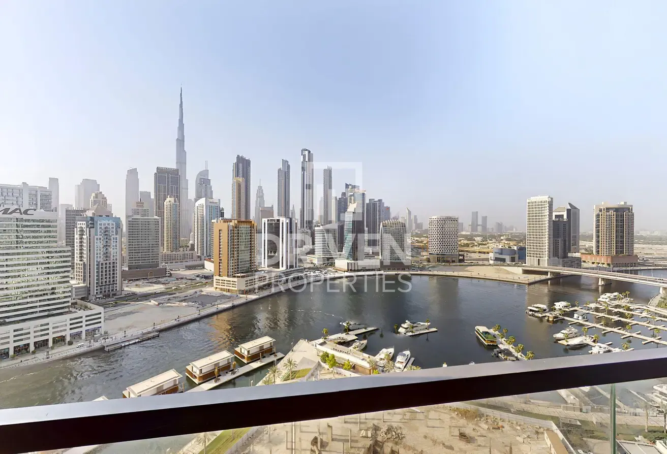Full Canal and Burj Khalifa View | High Floor