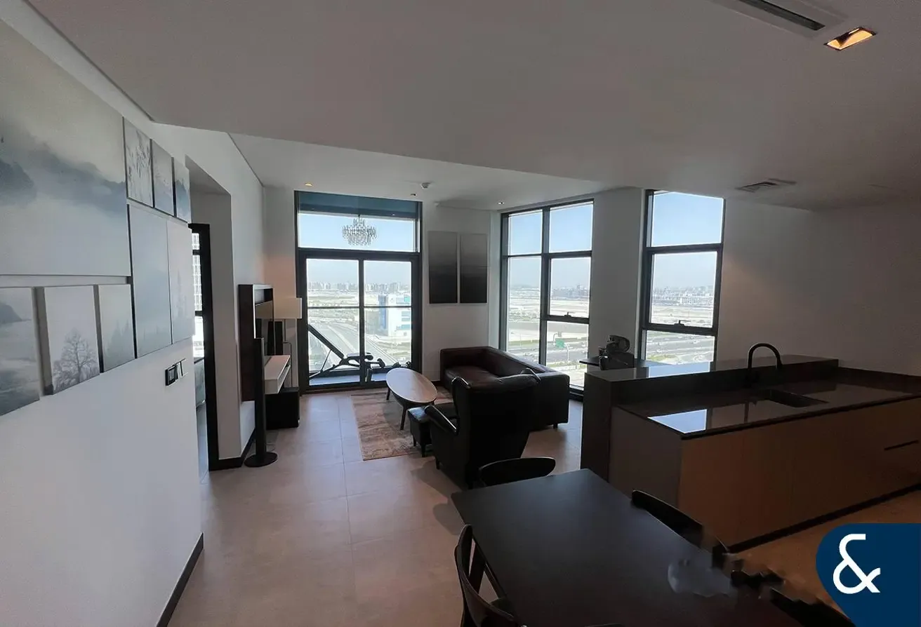 1 Bed With Balcony | Vacant | Select Group