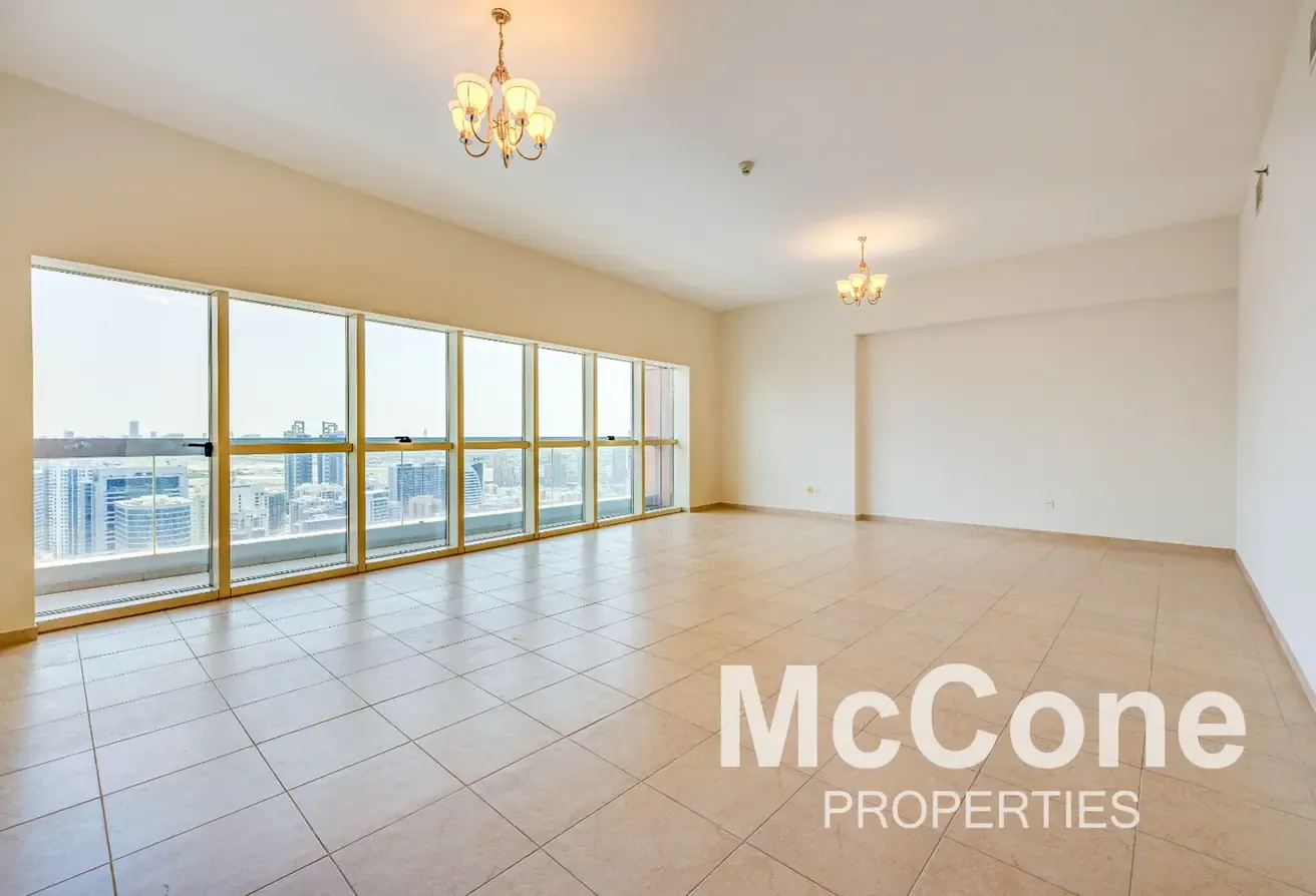 Large Layout | High Floor| Freehold