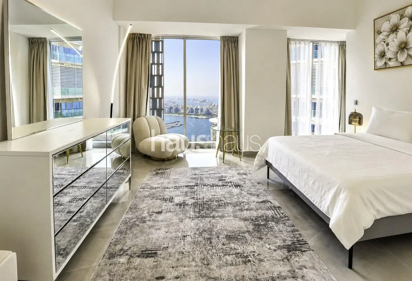 Vacant | Panoramic Water Views | Upgraded