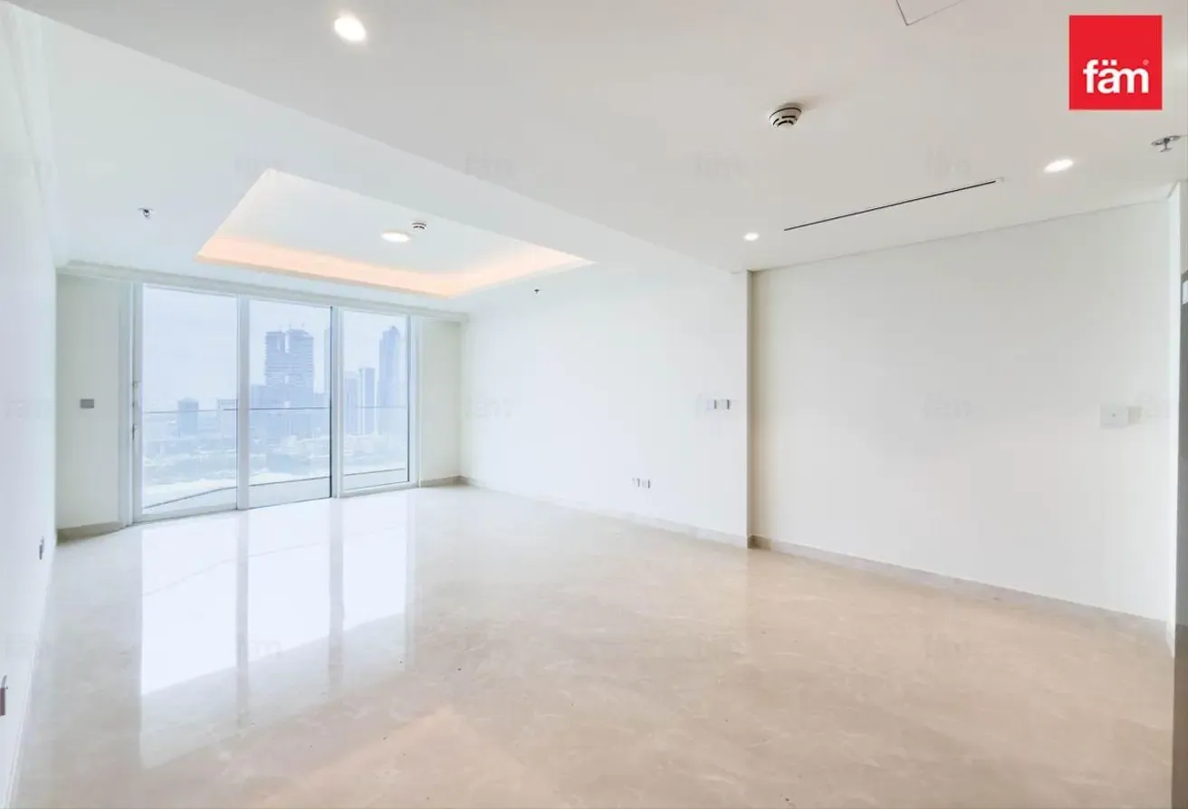Luxurious Tower I Private Beach Access I Sea View