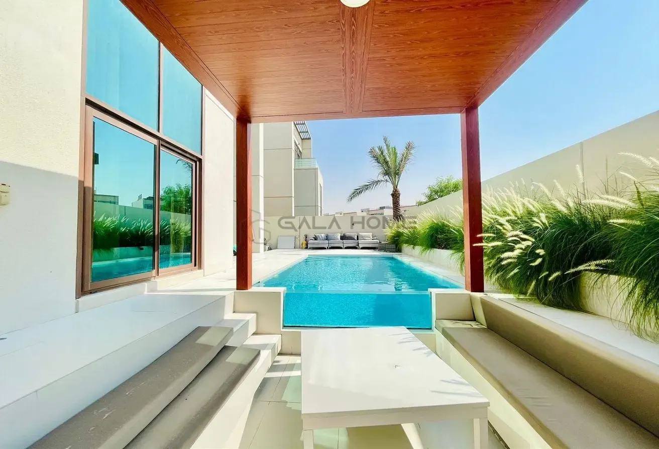 Park Facing | Private Lift | Swimming Pool