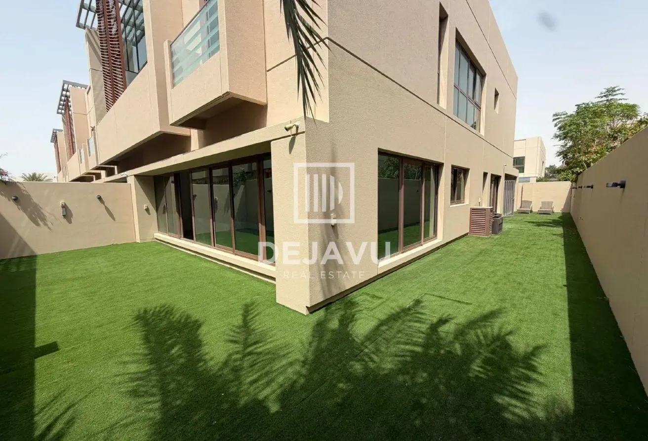 4BR + Maid | Terrace all en-suite | Landscaped