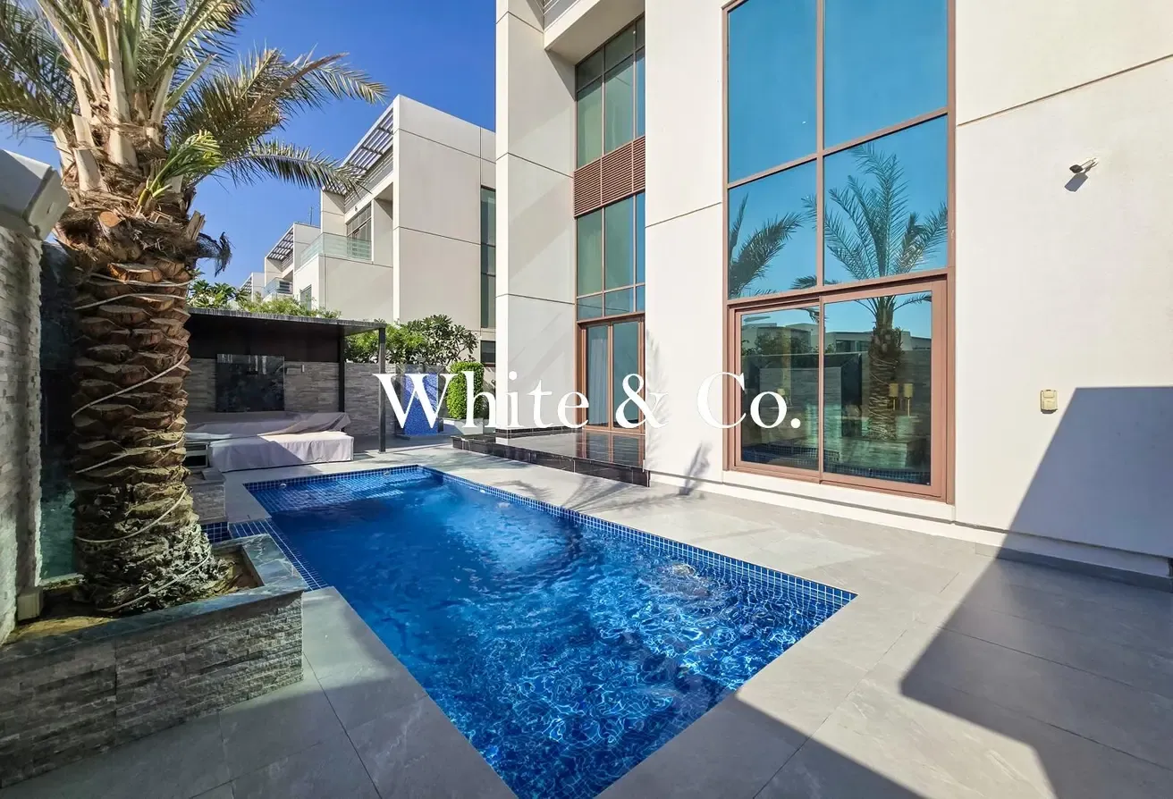 Burj Views | Fully Upgraded | Private Pool