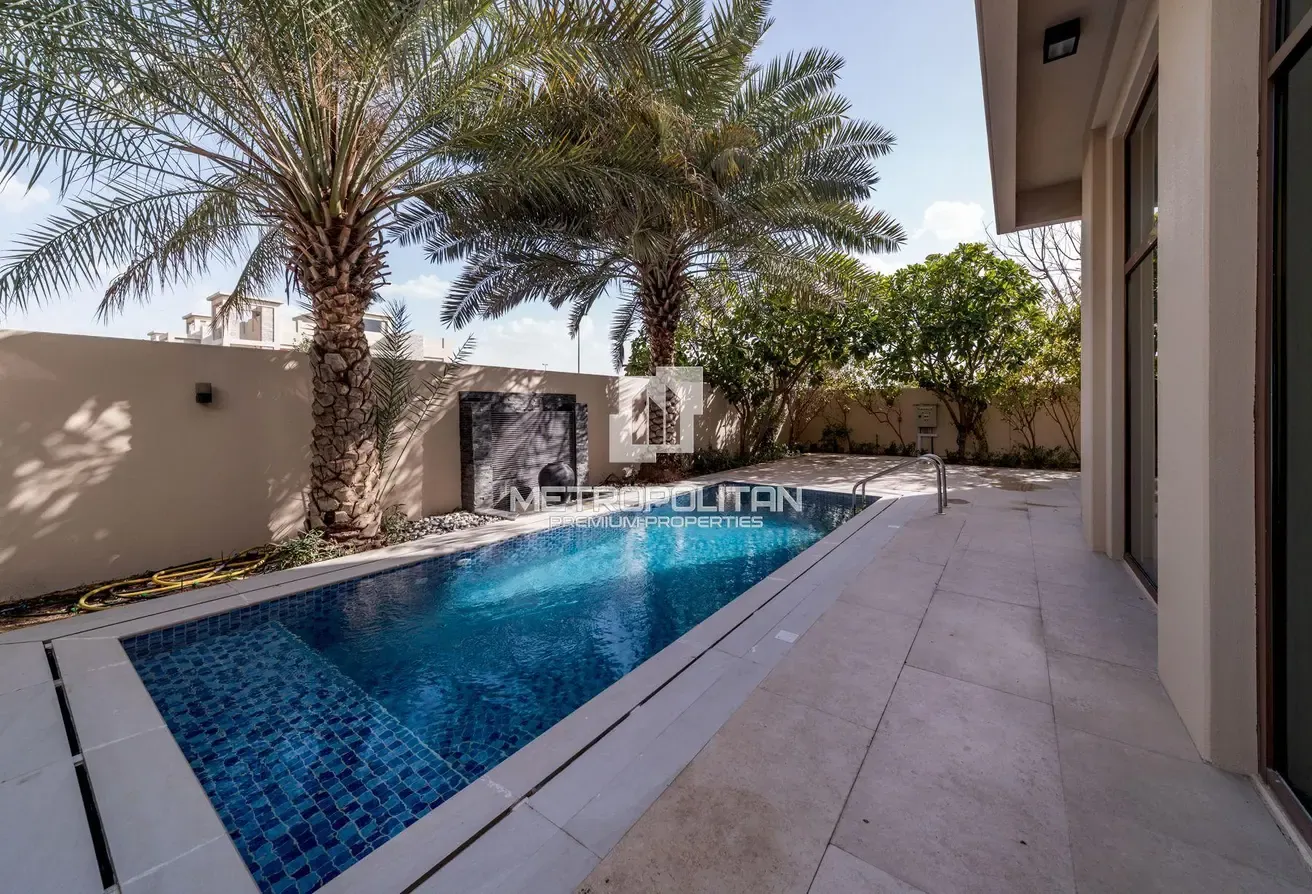 Upgraded | Vacant | Luxury Living Viewing Today