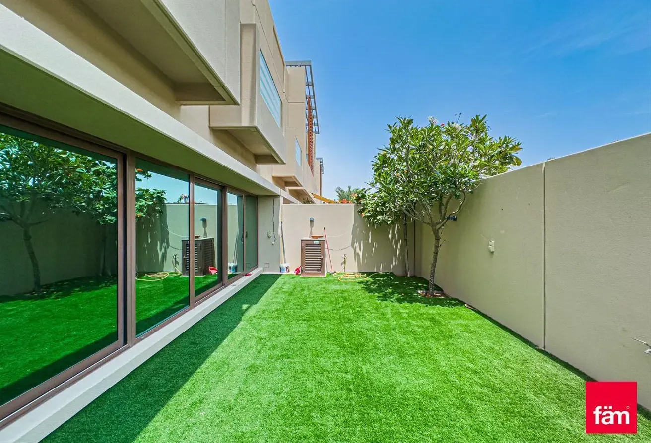 Single Row | Skyline View | Investors Unit| Rented