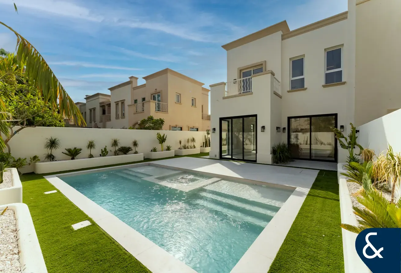 One of a Kind | Fully Extended | 3-Bedroom