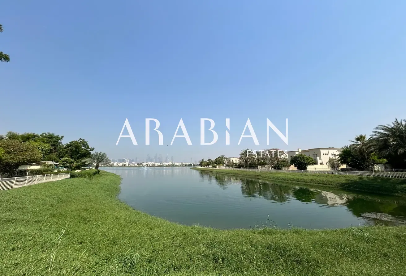 Direct Lake Facing | Single Row | Type 3M | Vacant