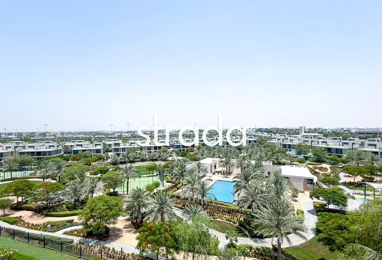 Exclusive | Corner Unit | Golf Course View