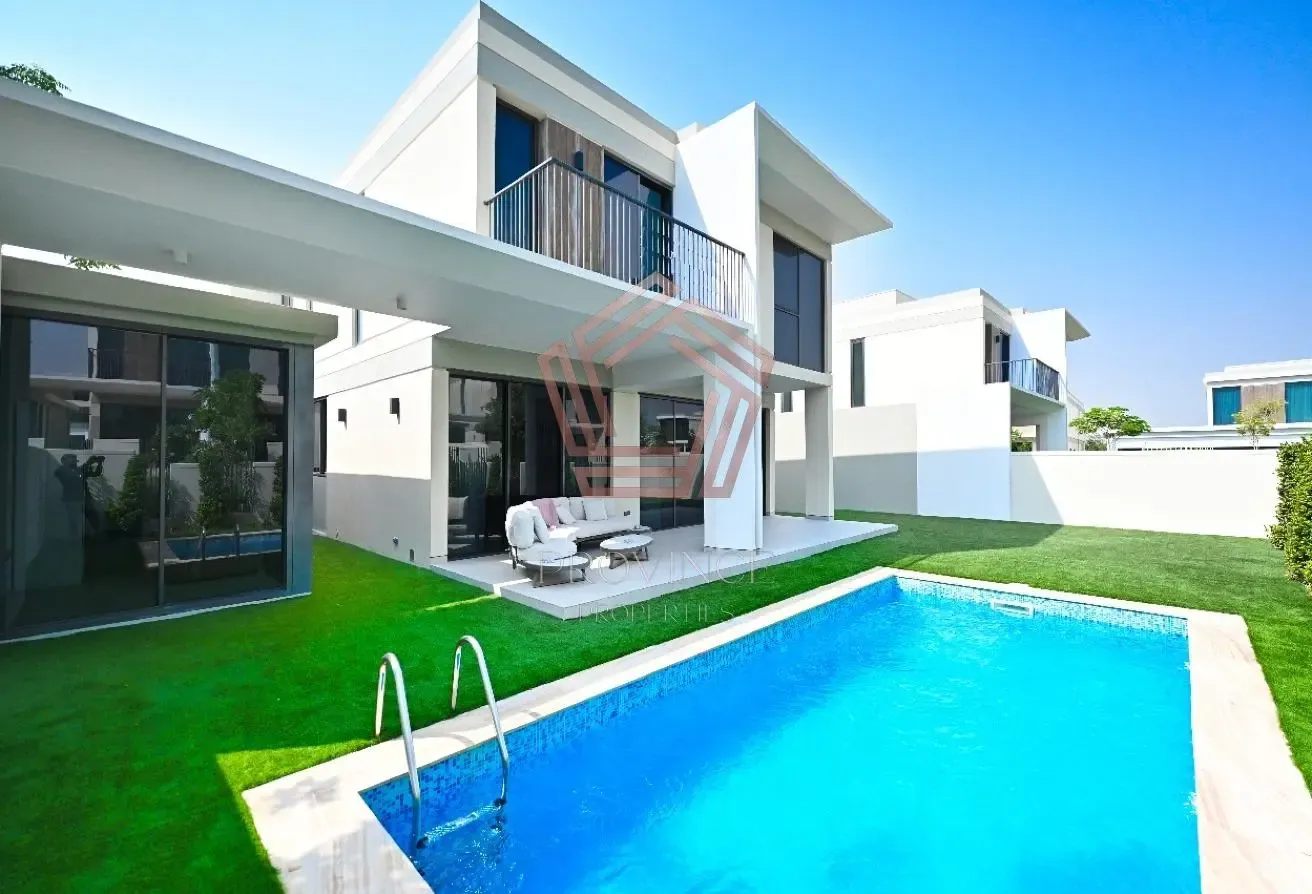 Fully Upgraded | Swimming Pool | Closed Kitchen