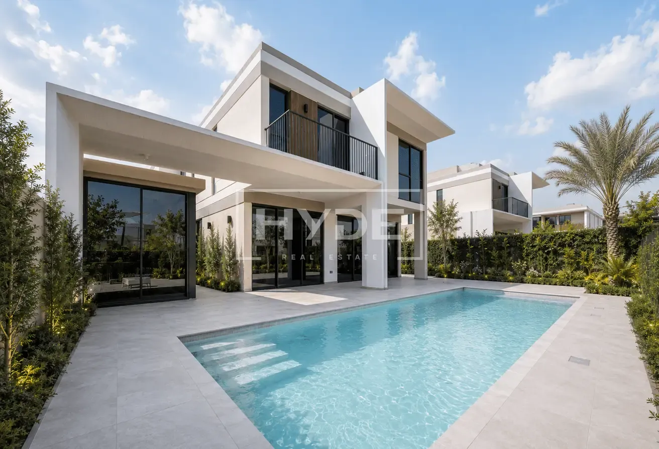 Exclusive | Pool view | Prime location |