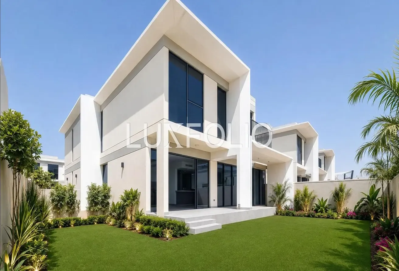 Prime Location | Vacant Now | Upgraded