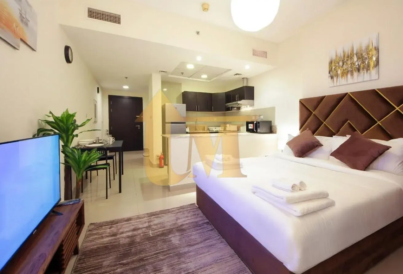 MODERN LAYOUT | WELL MAINTAINED | VACANT STUDIO