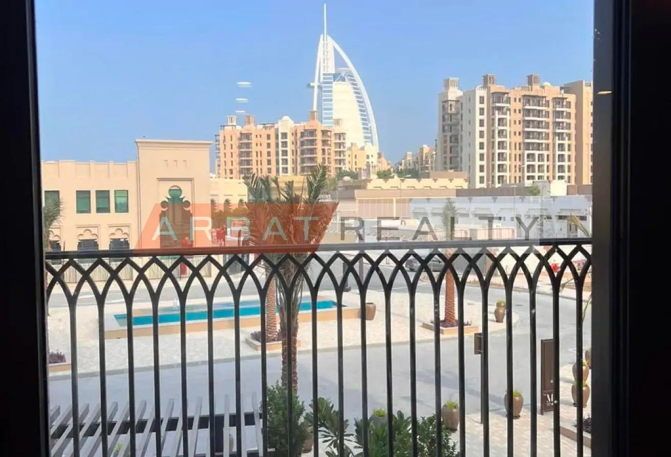 Prime Location , View on Burj Al Arab , Low floor