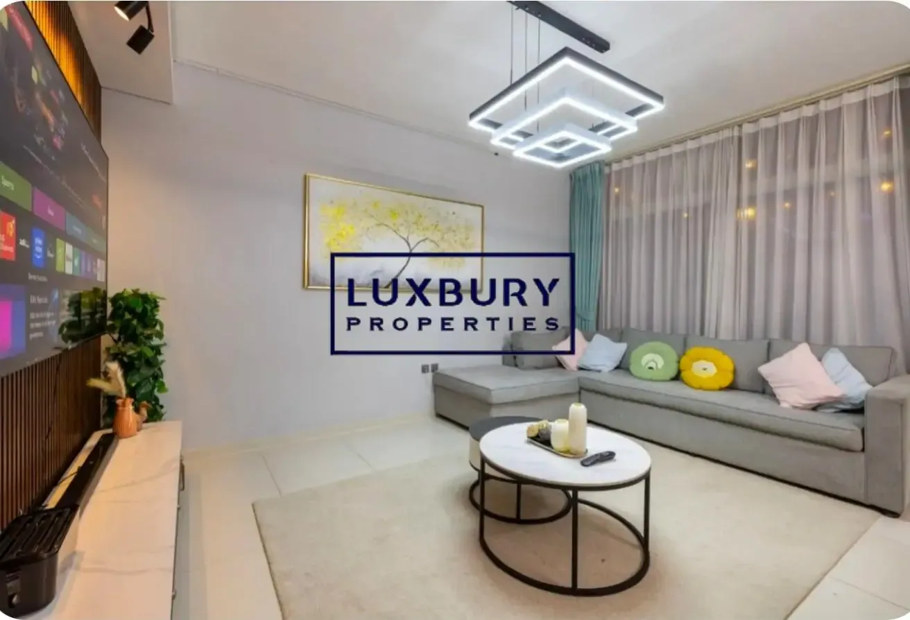 FULLY FURNISHED | CORNER UNIT | SPACIOUS