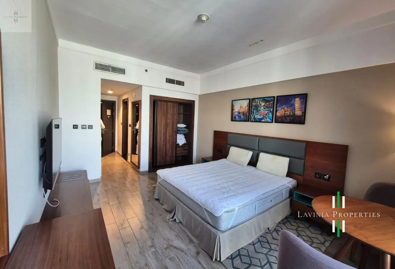 FULLY FURNISHED | HIGH FLOOR | READY TO MOVE IN