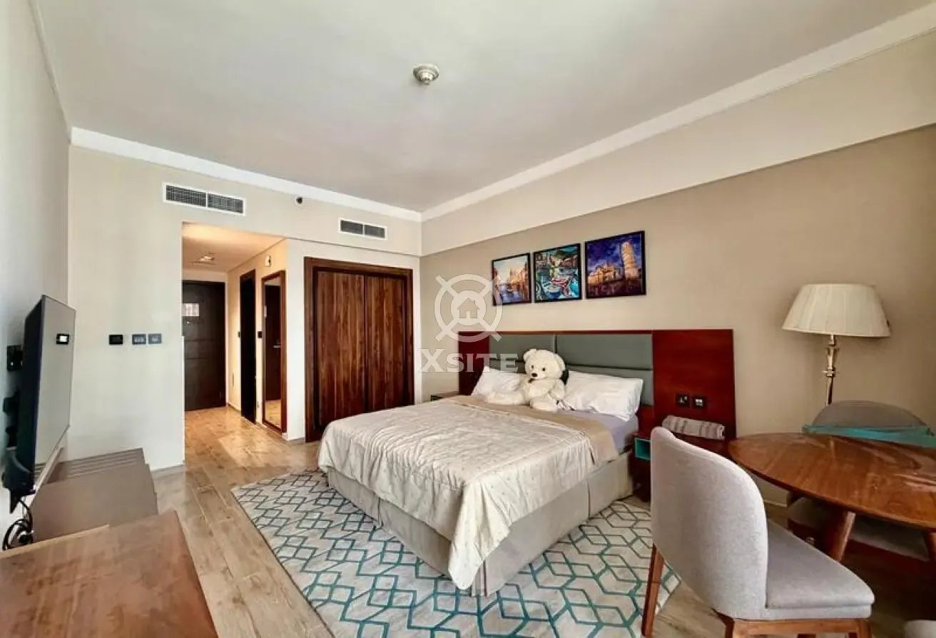 Multiple Cheques | Limited Time | Hotel Style